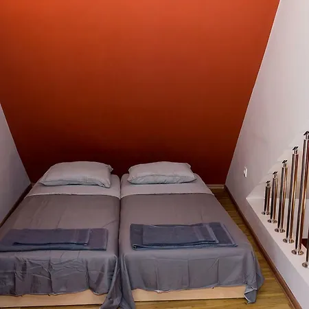 Апартамент Private Maisonette W/ Terrace + View - Port *